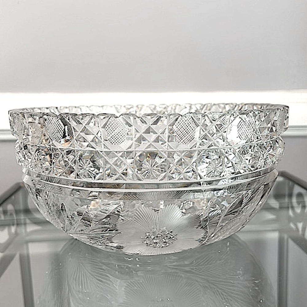 Vintage timeless heavy clear cut crystal bowl with flower pattern